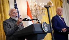 Tổng thống Mỹ Donald Trump (phải) và Thủ tướng Ấn Độ Narendra Modi tổ chức họp báo chung tại Phòng phía Đông của Nhà Trắng vào ngày 13/2. Ảnh: Getty.