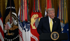 Tổng thống Mỹ Donald Trump phát biểu tại Phòng phía Đông của Nhà Trắng ở Washington, DC, vào ngày 7/8. Ảnh: AFP.