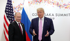 Tổng thống Nga Vladimir Putin và Tổng thống Mỹ Donald Trump tham dự cuộc họp bên lề hội nghị thượng đỉnh G20 tại Osaka, Nhật Bản ngày 28/6/2019. Ảnh: Reuters.
