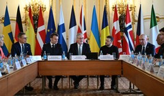 Phiên họp toàn thể trong hội nghị thượng đỉnh các nhà lãnh đạo châu Âu tại London vào ngày 2/3. Ảnh: Getty.