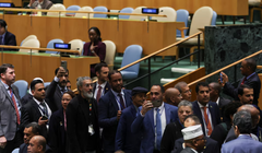 Các phái đoàn bỏ ra ngoài khi Thủ tướng Israel Benjamin Netanyahu phát biểu tại Đại hội đồng LHQ (UNGA) lần thứ 80 tại New York, Mỹ ngày 26/9. Ảnh: Reuters.