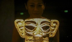 Được phát hiện vào cuối những năm 1920 và được khai quật rộng rãi kể từ những năm 1980, di chỉ Tam Tinh Đôi đã tìm thấy hơn 17.000 hiện vật, bao gồm nhiều mặt nạ bằng đồng với các đặc điểm khuôn mặt được phóng đại. Ảnh: SCMP.