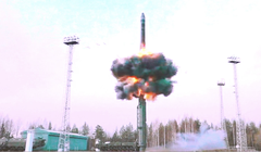 Một vụ phóng tên lửa đạn đạo Yars của Nga. Ảnh: MW.