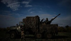 Một phái đoàn cấp cao của Ukraine đã bắt đầu chuyến thăm kéo dài nhiều ngày tới Washington để thảo luận về các thỏa thuận mua vũ khí của Mỹ được thiết kế để tấn công sâu vào bên trong nước Nga. Ảnh: NYTimes.