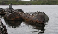 Tàu ngầm hạt nhân K-159 của Nga trước khi bị chìm. Ảnh: IE.