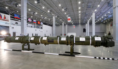 Một bộ phận của hệ thống tên lửa hành trình SSC-8/9M729 được trưng bày trong buổi họp báo do Bộ Quốc phòng và Bộ Ngoại giao Nga tổ chức gần Moscow, Nga ngày 23/1/2019. Ảnh: Reuters.