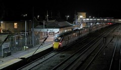 Hiện trường tại ga Huntingdon sau nhiều vụ đâm dao trên tàu ở Anh. Ảnh: Getty.