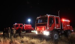 Các quan chức Gruzia tại hiện trường vụ rơi máy bay vận tải C-130 của Không quân Thổ Nhĩ Kỳ. Ảnh: Getty.