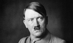 Adolf Hitler năm 1938. Ảnh: AFP.