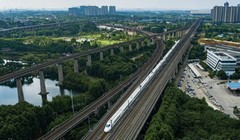 Theo một bài báo mới được công bố trên Tạp chí Thiết kế Tiêu chuẩn Đường sắt, Trung Quốc đã đưa vào vận hành gần 19.000 đường hầm đường sắt, bao gồm hơn 4.900 đường hầm đường sắt cao tốc. Ảnh: Xinhua.