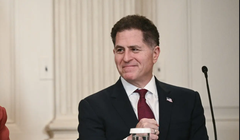 Đối với Michael Dell, khoản tiền 1.000 USD có ý nghĩa đặc biệt. Ảnh: AFP.