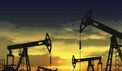 Giá dầu thô hiện ở mức thấp nhất trong 13 năm qua. (Ảnh: Benzinga)