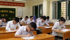 Các thí sinh dự thi tại điểm thi Trường THPT số 1 thành phố Lào Cai