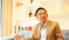GS. Nguyễn MInh Thuyết trong buổi trò chuyện với VietTimes 