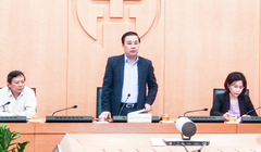 Ông Chử Xuân Dũng - Phó Chủ tịch UBND TP. Hà Nội - chủ trì cuộc họp Ban Chỉ đạo phòng, chống dịch COVID-19 TP. Hà Nội (Ảnh - Phú Khánh) 