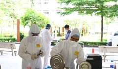 Nhân viên y tế chuẩn bị tiêm vaccine phòng COVID-19 (Ảnh - BYT) 