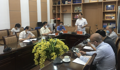 PGS.TS Lương Ngọc Khuê – Cục trưởng Cục Quản lý Khám, chữa bệnh, Bộ Y tế - chủ trì cuộc họp (Ảnh - BYT) 