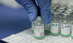 Vaccine phòng COVID-19 Vero Cell của Sinopharm (Ảnh - Reuters)