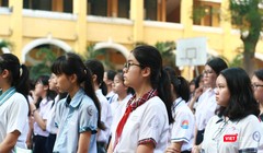 Thí sinh trong ngày thi đầu tiên của đợt tuyển sinh vào lớp 10