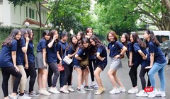 Học sinh lớp 12 “bung xõa” giải tỏa áp lực trước mùa thi quan trọng 