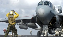 Áo vàng hải quân