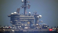 USS Carl Vinson tại Đà Nẵng trong chuyến thăm hữu nghị Việt Nam