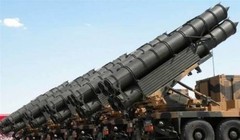 Tên lửa S-300 của Iran.