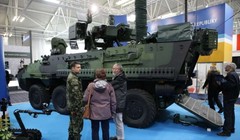 Vũ khí xuất hiện tràn ngập tại triển lãm quân sự lớn nhất Trung Âu