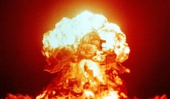 Báo Nga: “Ác mộng hạt nhân” đang chờ đợi ông Obama ở Nhật Bản, Hàn Quốc