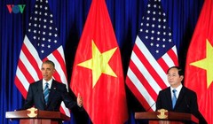 Tổng thống Mỹ Barack Obama và Chủ tịch nước Trần Đại Quang tại buổi họp báo chung ngày 23/5.