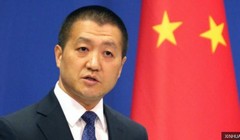 Ngày 14/6/2016, người phát ngôn Bộ Ngoại giao Trung Quốc, Lục Khảng phát biểu xuyên tạc về sự ủng hộ của các nước đối với Trung Quốc trong vấn đề Biển Đông. Nguồn ảnh: Đa Chiều.