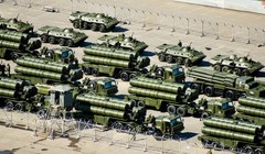 Tên lửa phòng không S-400 của Nga (ảnh  minh họa)