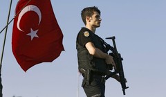 Tàu Thổ Nhĩ Kỳ Yavuz đang bị những người ủng hộ đảo chính khống chế