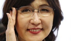 Bà Tomomi Inada (Reuters).