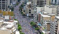 Venezuela: Một triệu người tham gia tuần hành chống chính phủ.