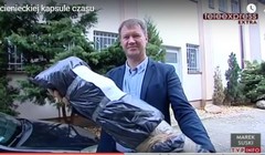 Một phần của đống di vật "thông điệp thời gian" của Đức quốc xã