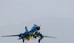 Máy bay Su-22M4 của Trung đoàn 937 cất cánh thực hiện chuyến bay trinh sát khí tượng.