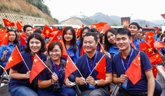 Đại biểu thanh niên hai nước tham gia Liên hoan Thanh niên Việt Nam – Trung Quốc lần thứ III - (Ảnh minh họa, tác giả Bảo Anh, nguồn: Báo Điện tử Đảng Cộng sản Việt Nam).