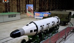 Bắc Triều Tiên công khai loại tên lửa đạn đạo Pukguksong-2 vừa bắn thử