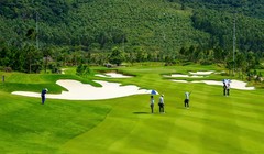 Sân golf Thanh Lanh nơi các golfer tranh tài Giải golf Truyền thông số Cúp VietTimes “Nâng bước em đến trường”