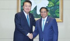 Thủ tướng đề nghị Hàn Quốc cung cấp khoản vay ưu đãi để Việt Nam xây đường sắt, cao tốc