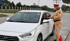 Trừ điểm bằng lái từ 1/1/2025: Cục CSGT nói gì? 