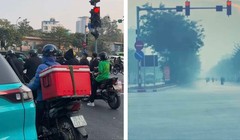 Đèn giao thông "đang xanh chuyển đỏ, nháy đỏ không chuyển xanh": Cục CSGT nói gì?