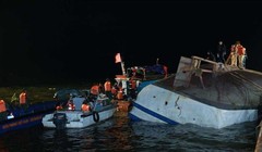 Vụ lật tàu vịnh Hạ Long: Tàu xuất bến trước khi có cảnh báo giông lốc