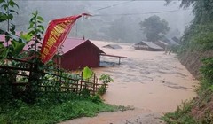 Sẵn sàng máy bay cứu trợ người dân vùng lũ bị cô lập