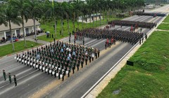 Các chiến sĩ tập luyện diễu binh kỷ niệm Quốc khánh 2/9. Ảnh: Vietnamnet.