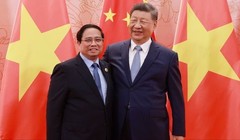 Thủ tướng đề nghị Trung Quốc hỗ trợ đào tạo nhân lực về AI, bán dẫn