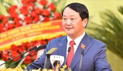 Ông Hầu A Lềnh giữ chức Bí thư Tỉnh ủy Tuyên Quang nhiệm kỳ mới