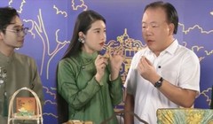 Vì sao Cục trưởng Cục Quản lý thị trường tham gia livestream bán bánh Trung thu?