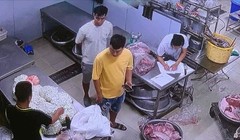 Hà Nội yêu cầu làm rõ vụ thịt, trứng bốc mùi vào bếp ăn trường học